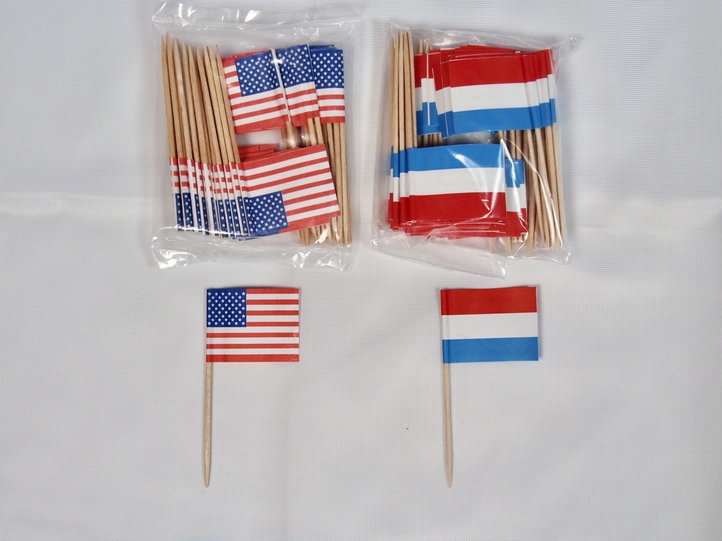 Mini fanions Luxbg sur cure dents (par 50 pièces)