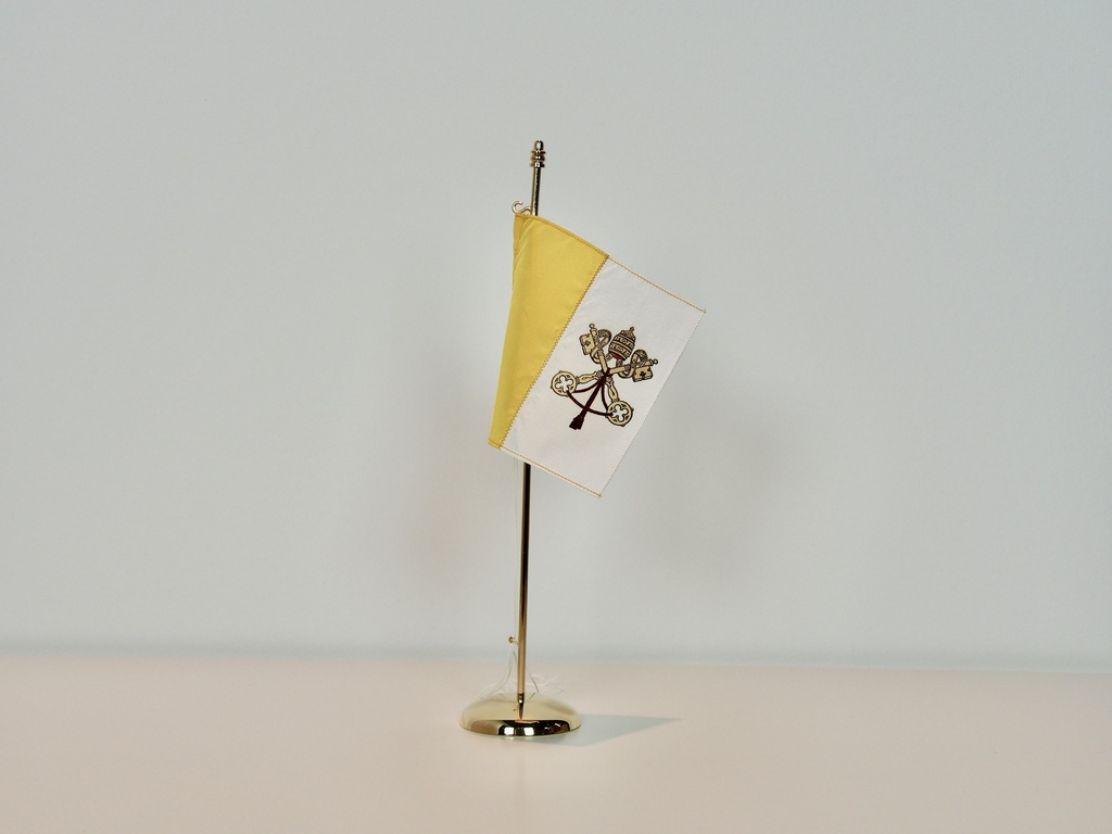 Socle et 1 hampe dorée de 30 cm 