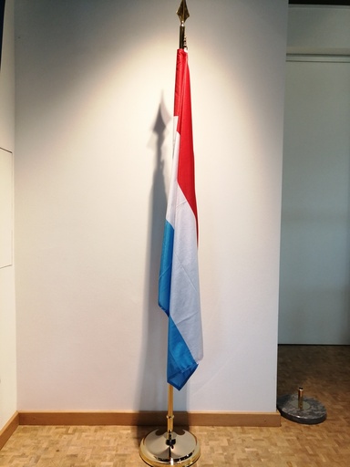 Hampe 2m en laiton ou chromée avec lance, SANS socle