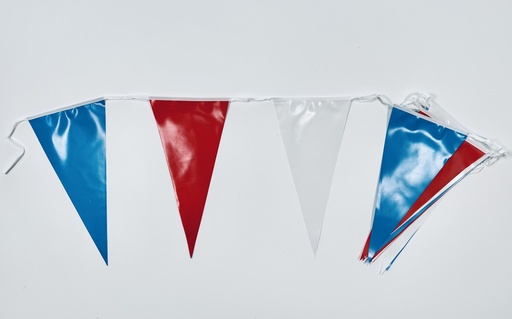 Guirlande à 16 fanions pvc rouge/blanc/bleu de 4 mètres de long